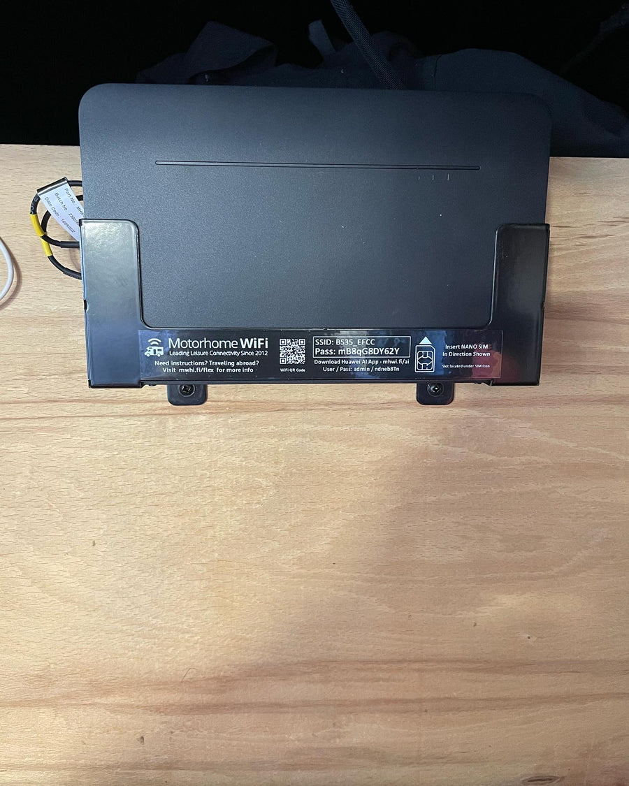 Vehicle Internet Router Installation